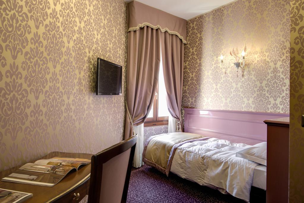 Domus Cavanis 3* Venedig